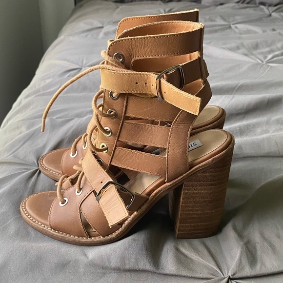 Steve Madden Heels - Picture 1 of 2